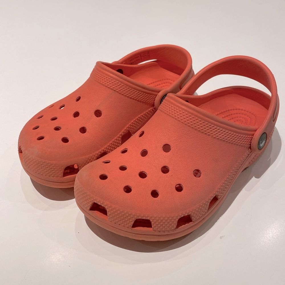 Kids Crocs in pinky salmon colour